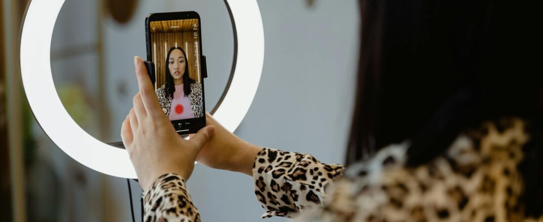 Claude para YouTube e Instagram: multiplica tus ingresos
