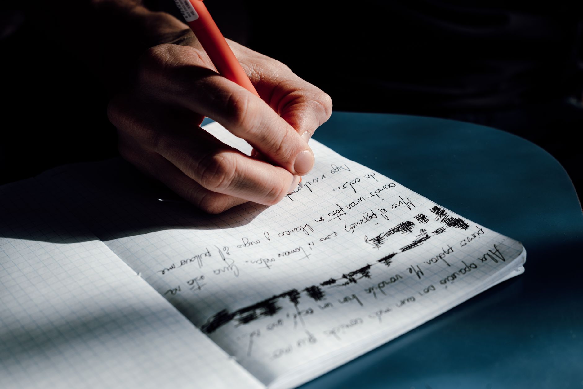 El truco de los expertos para usar Claude y escribir mejor en español
