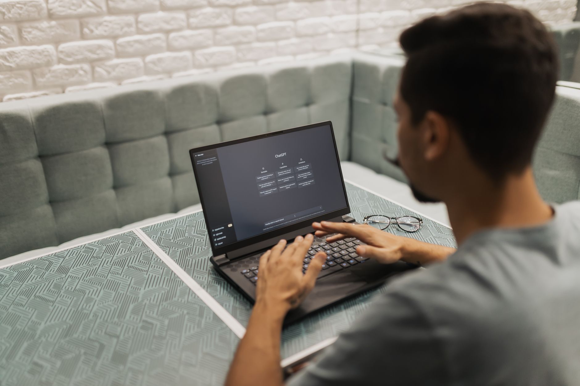 Claude AI gratis para estudiantes: guía completa