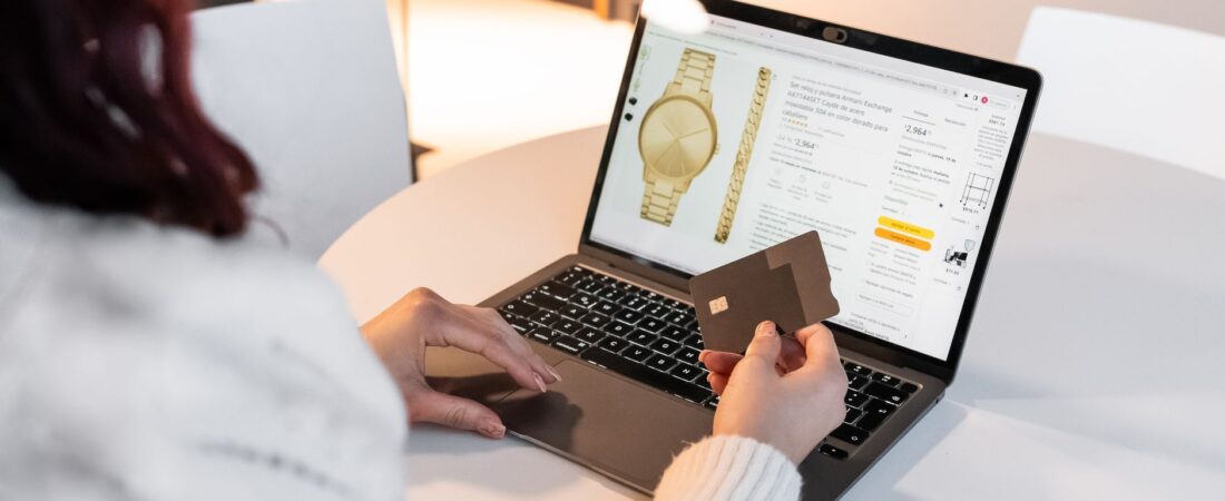 Claude para negocios casos de uso reales: 7 trucos que multiplican tu ROI